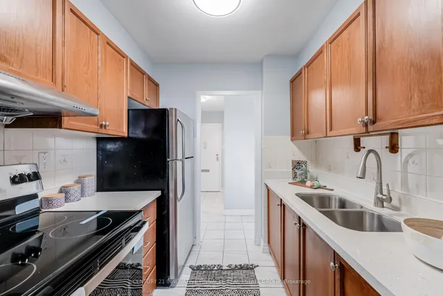 Additional image 11 of 1455 Lawrence Ave Unit 1504