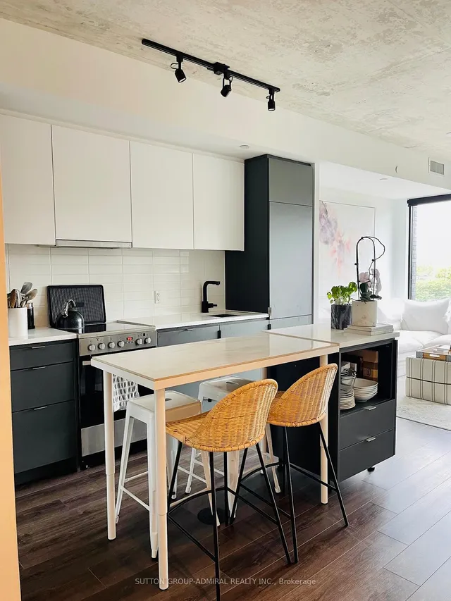 Additional image 30 of 7 Smith Cres Unit 323