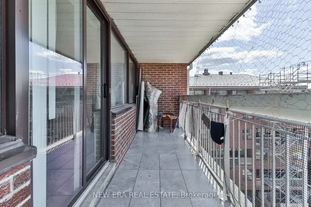 Additional image 10 of 4064 Lawrence Ave Unit 602
