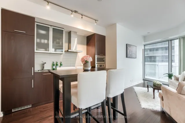 Additional image 11 of 12 York St Unit 407