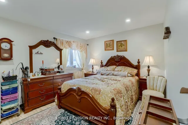 Additional image 32 of 44 Armitage Dr