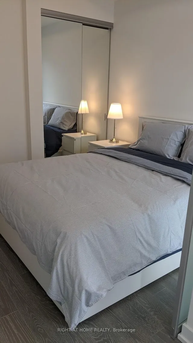 Additional image 8 of 1 Yorkville Ave Unit 1010