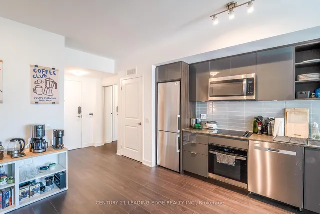 Additional image 8 of 543 RICHMOND St Unit 712