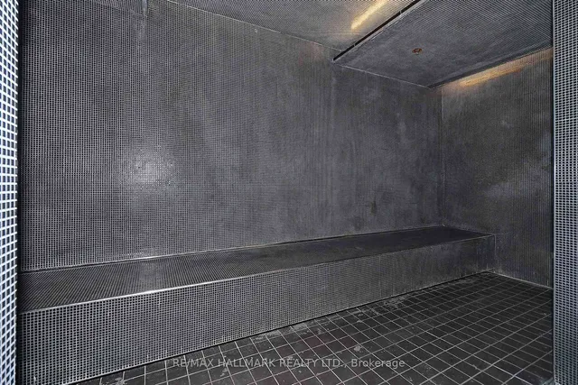 Additional image 21 of 2221 Yonge St Unit 1011