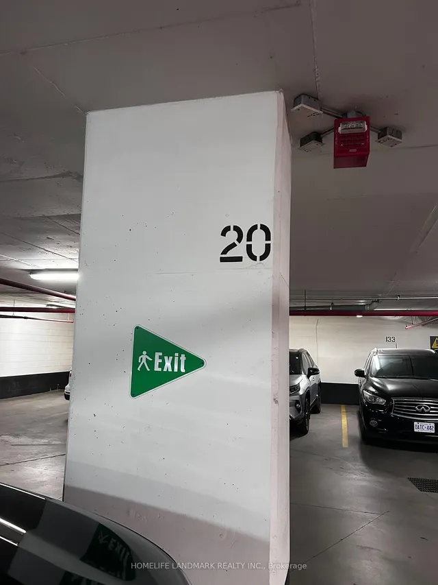 Additional image 11 of 386 Yonge St Unit 1708