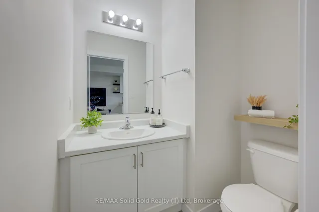 Additional image 14 of 160 Rochefort St Unit A4