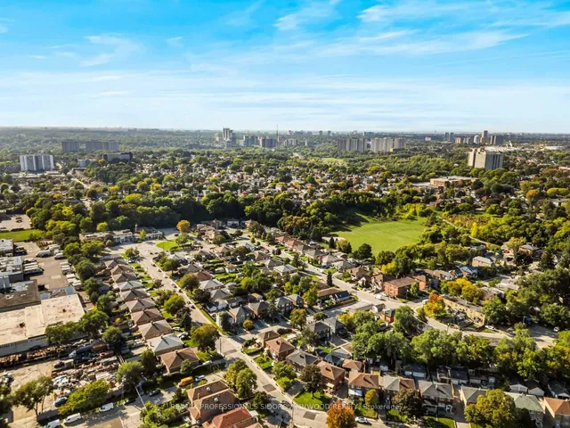 Additional image 42 of 94 Cordella Ave