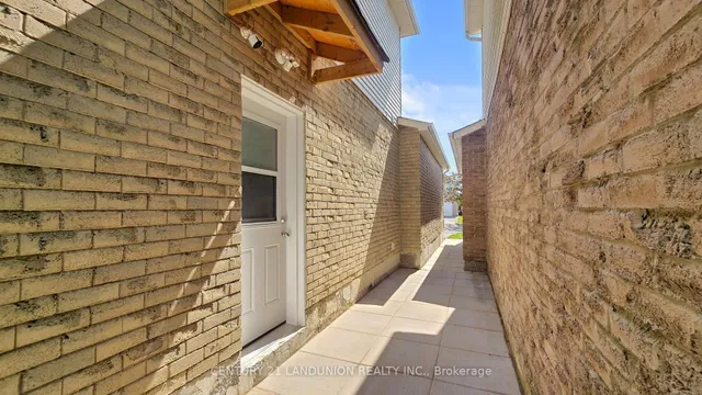 Additional image 39 of 78 Maresfield Dr