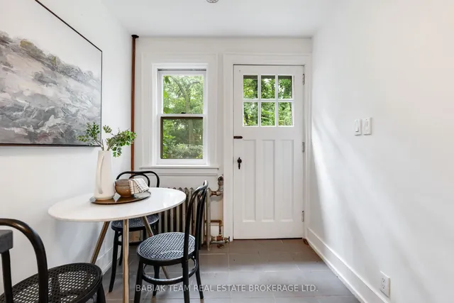 Additional image 10 of 8 Grenadier Ravine Dr