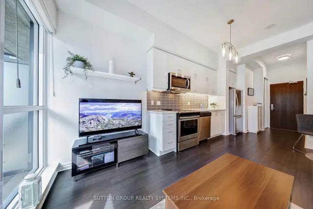 Additional image 17 of 39 Annie Craig Dr Unit 1604