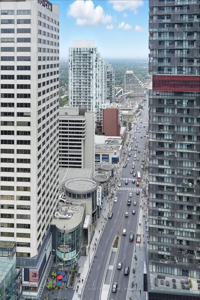 Additional image 30 of 2221 Yonge St Unit 3109