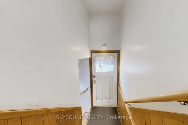 Additional image 31 of 100 Lankin Blvd