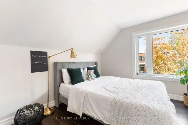 Additional image 27 of 34 Topham Rd