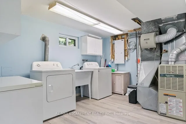 Additional image 40 of 4 Thorpe Rd