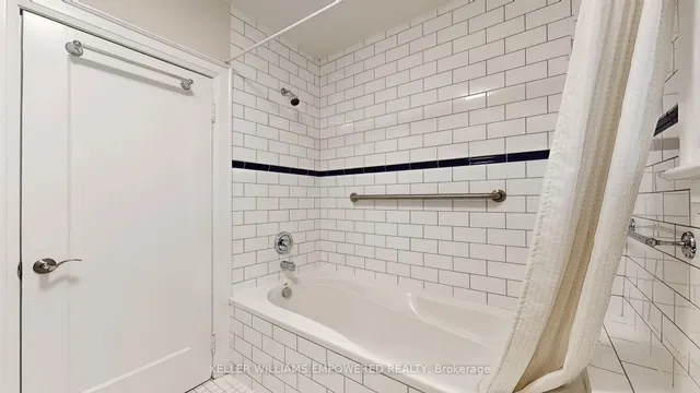 Additional image 29 of 107 Lawrence Cres