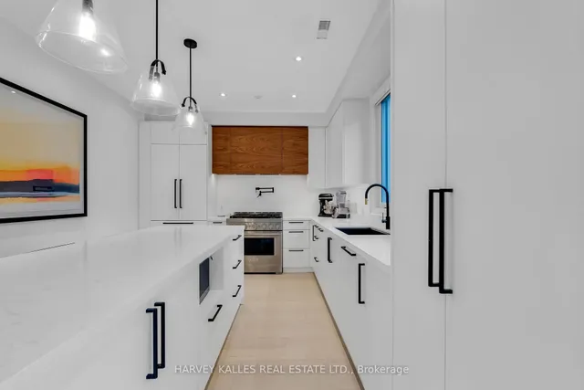 Additional image 15 of 32 Almont Rd