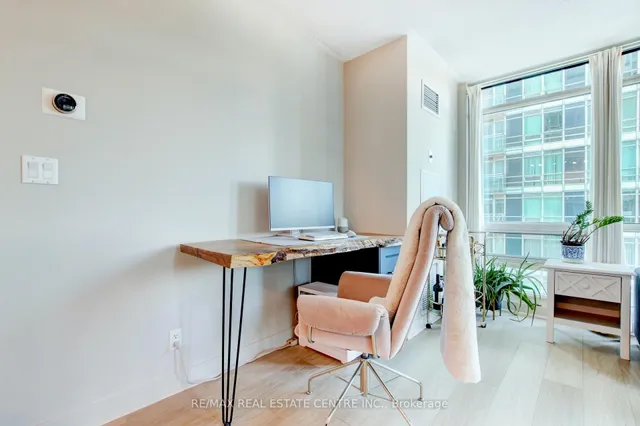 Additional image 24 of 397 Front St Unit 1010