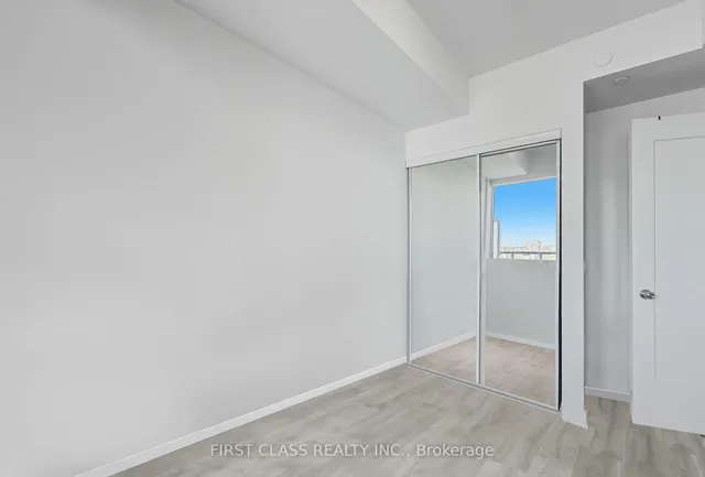 Additional image 9 of 70 Princess St Unit 2706 E