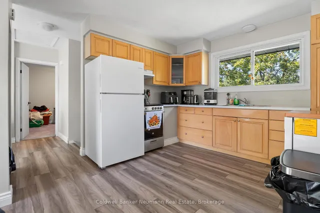 Additional image 9 of 127 Avon Rd