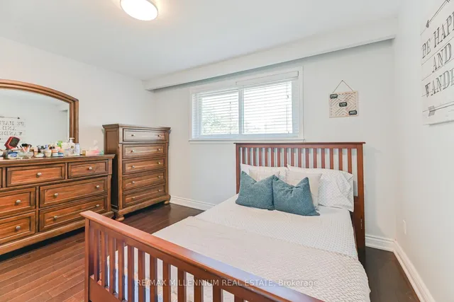 Additional image 30 of 242 Coronation Dr