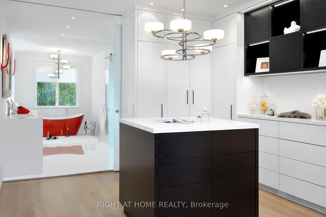 Additional image 22 of 1305 Royal York Rd