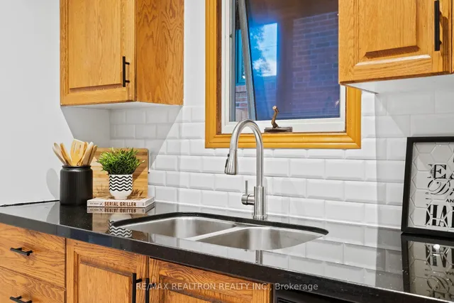 Additional image 15 of 259 Gowan Ave