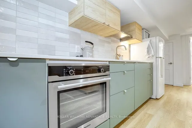 Additional image 36 of 32 Bartlett Ave