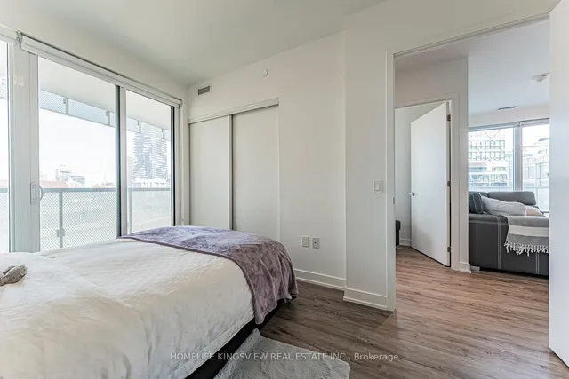 Additional image 22 of 15 Queens Quay Unit 923