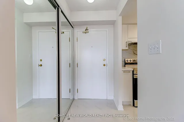 Additional image 17 of 2550 Lawrence Ave Unit 1006