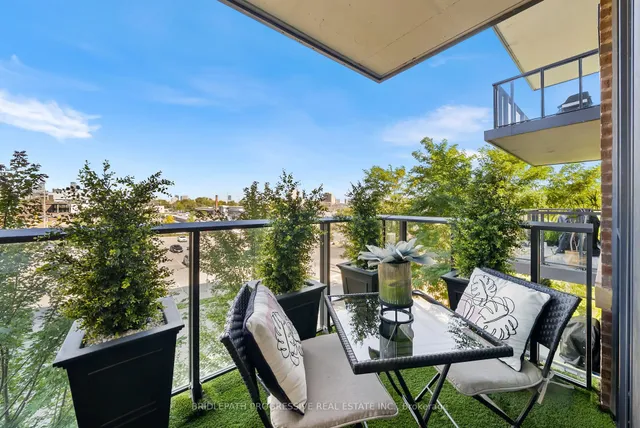 Additional image 30 of 3 Southvale Dr Unit 303