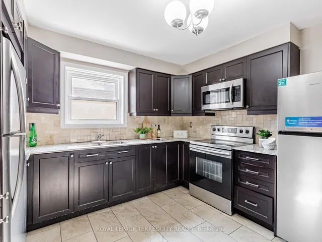 Additional image 5 of 64 Dale Ave