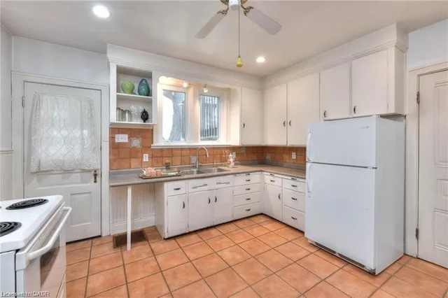 Additional image 12 of 44 Ellen St