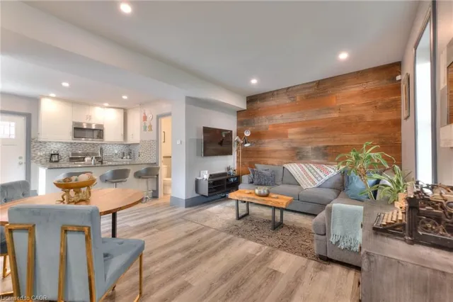 Additional image 11 of 31 Andrew St