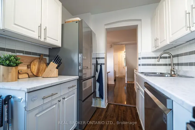 Additional image 22 of 204 Earlscourt Ave