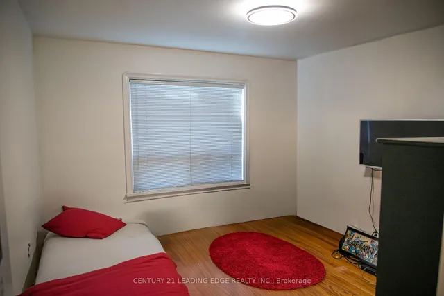 Additional image 13 of 10 Yvonne Ave