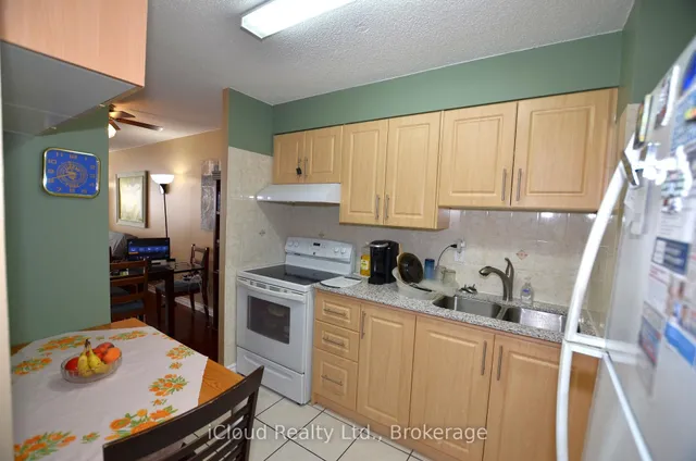 Additional image 15 of 10 Tapscott Rd Unit 1213