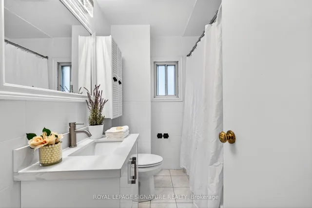 Additional image 24 of 185 Donlands Ave