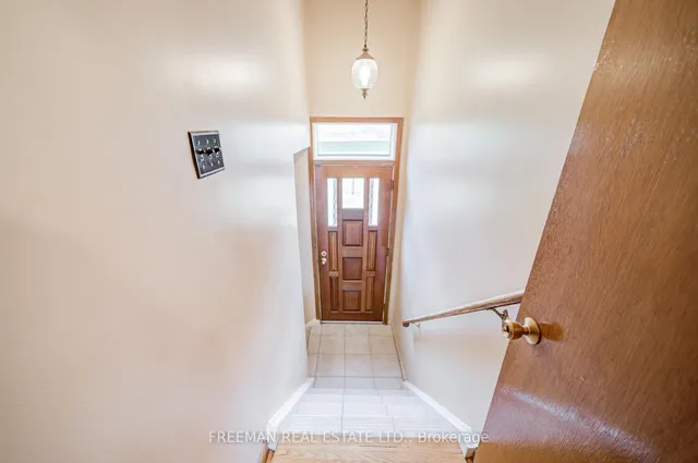 Additional image 15 of 102 Hallsport Cres