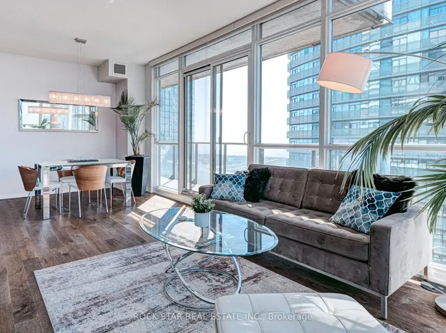 Additional image 9 of 55 Bremner Blvd Unit 4501