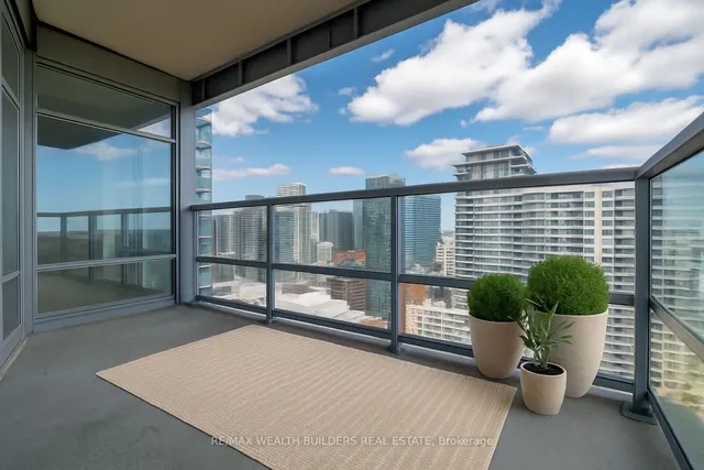 Additional image 15 of 2181 Yonge St Unit 2702