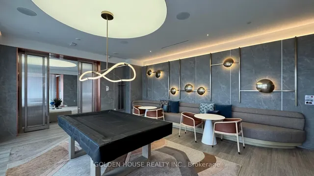 Additional image 45 of 155 Merchants' Wharf Unit 1311