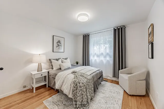 Additional image 16 of 57 Allanford Rd