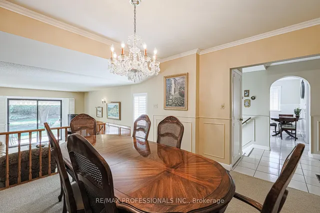 Additional image 18 of 55 Old Burnhamthorpe Rd