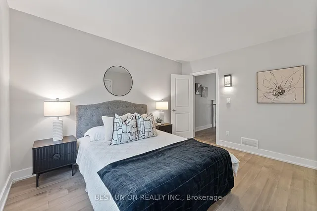 Additional image 18 of 898 Greenwood Ave