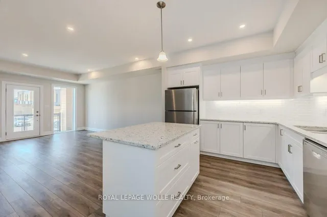 Additional image 14 of 261 Woodbine Ave Unit 24