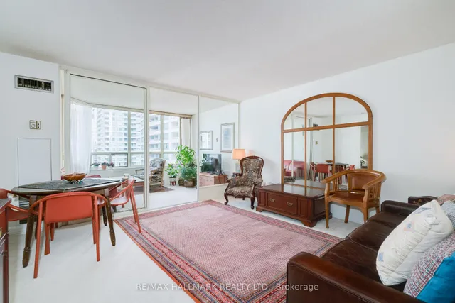 Additional image 4 of 30 Greenfield Ave Unit 1616