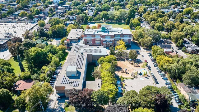 Additional image 24 of 45 Connaught Ave Unit 402