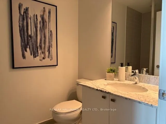 Additional image 23 of 51 East Liberty St Unit 1215