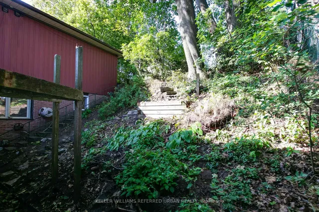 Additional image 16 of 122 Neville Park Blvd