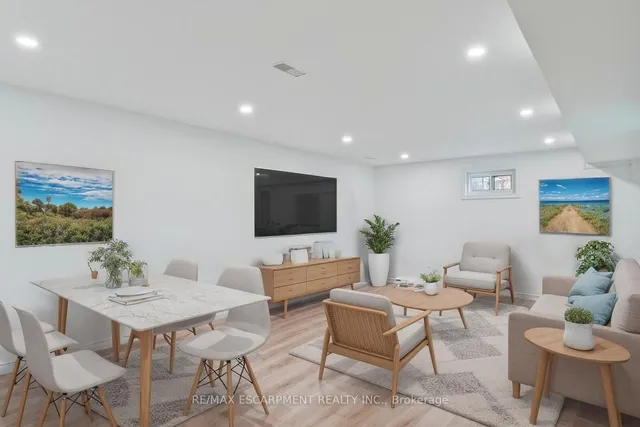 Additional image 27 of 4 Thorpe Rd